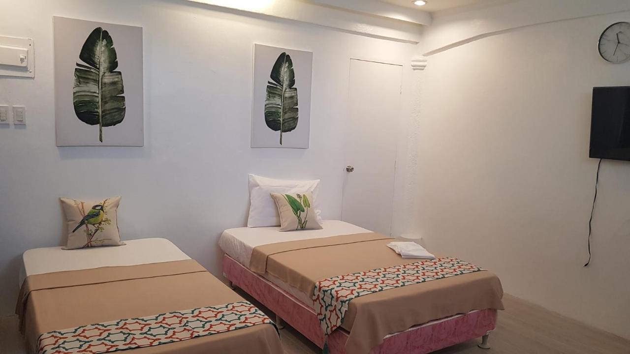 V Resort Dasma Dasmarinas Ngoại thất bức ảnh